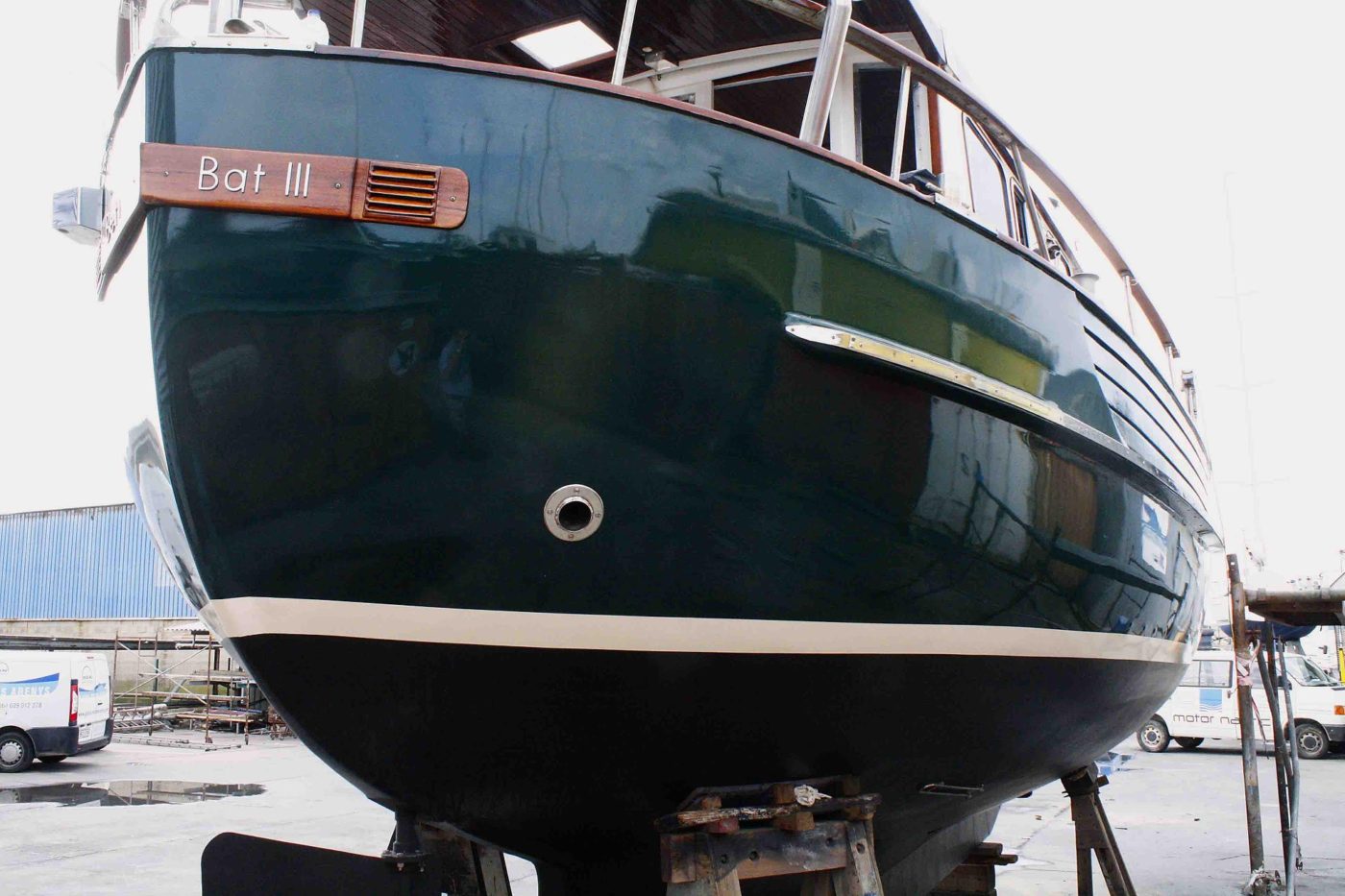 Refit completo de la embarcación Beti Batt III