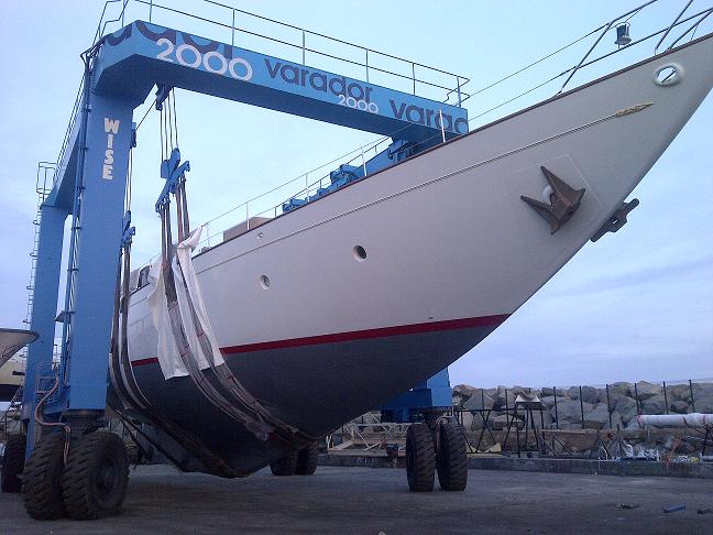 Refit del velero Tiziana en Varador 2000